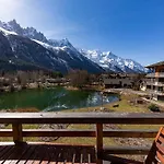 Modern 2br 5* Pool Gym Garage Mont-blanc View *