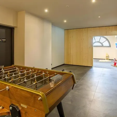 Modern 2br 5* Pool Gym Garage Mont-blanc View