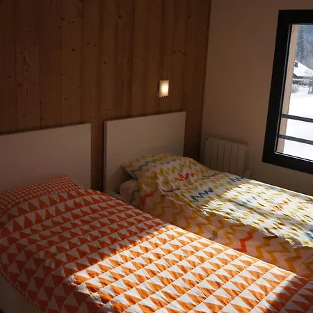 Modern 2br 5* Pool Gym Garage Mont-blanc View Apartamento *