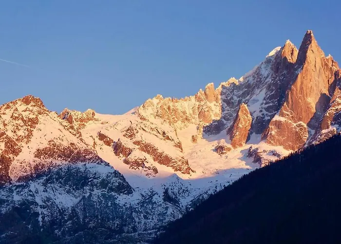 Modern 2br 5* Pool Gym Garage Mont-blanc View Appartement *