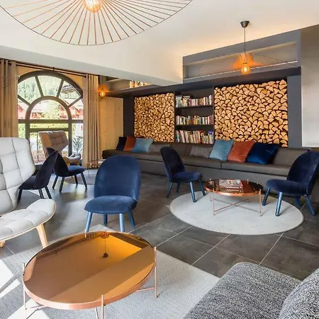 Modern 2br 5* Pool Gym Garage Mont-blanc View Lägenhet